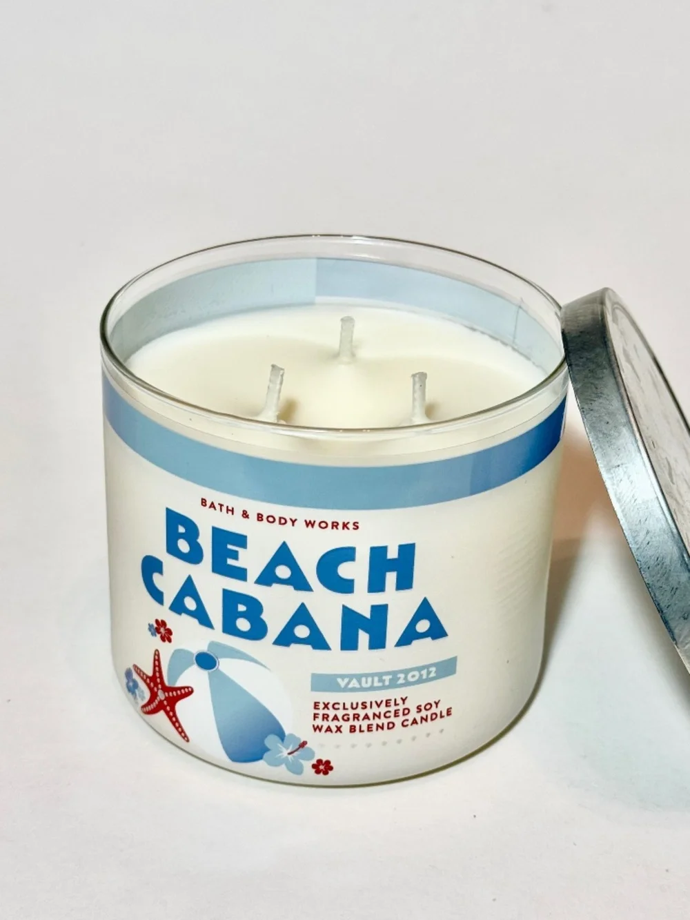 BEACH CABANA 3-Wick Candle - Picture 2 of 3